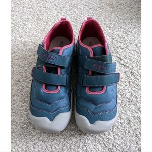 Keen shoes